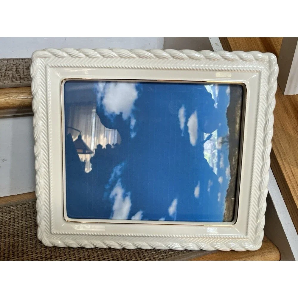 Vintage Ornate Cream And Gold Ceramic Frame W/ Braided Accents Taiwan 12”